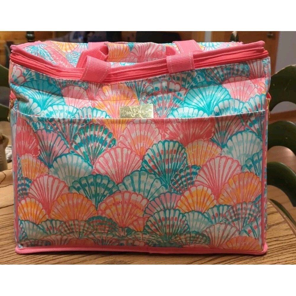 Brand New Lilly Pulitzer 15.5" X 10" X 12" Large Sea Shells Insulated Cooler Bag